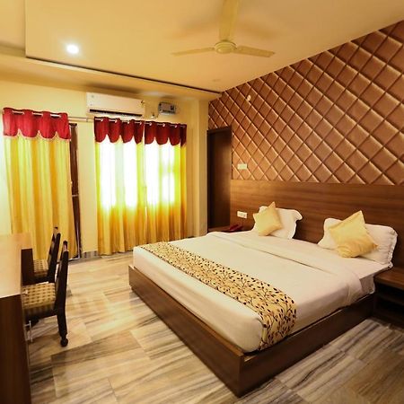 Hotel Vishwanath Varanasi Ngoại thất bức ảnh