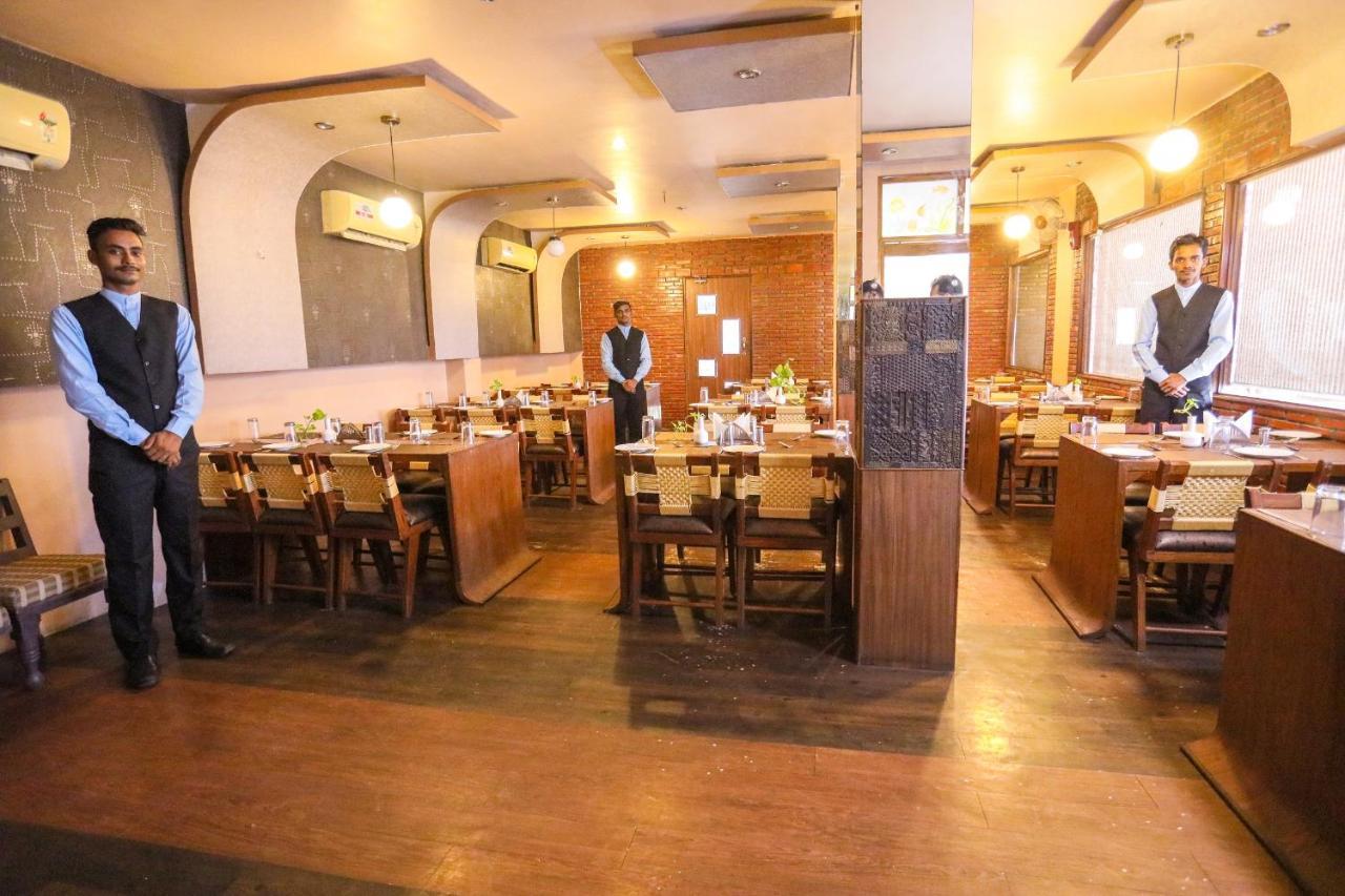 Hotel Vishwanath Varanasi Ngoại thất bức ảnh