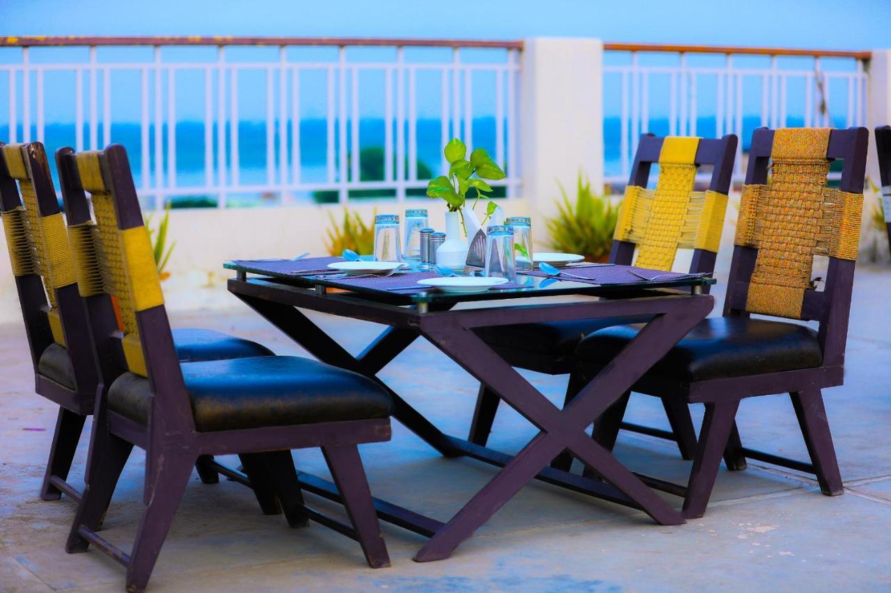 Hotel Vishwanath Varanasi Ngoại thất bức ảnh